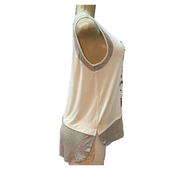 Rock & Roll Cowgirl XL Gray Rodeo Graphic Mesh Inset Curved Hem Sleeveless Top - Picture 3 of 6